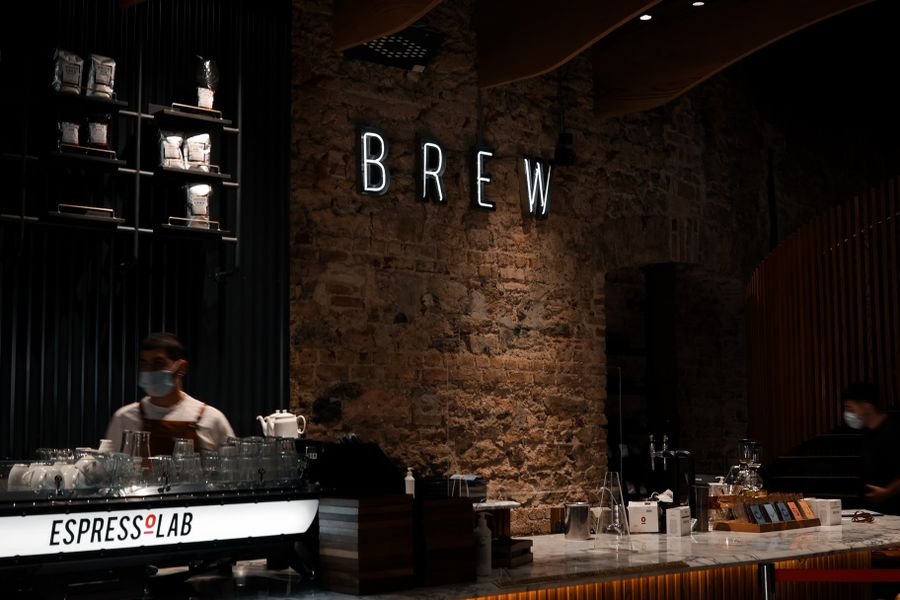 Restaurants & Cafes